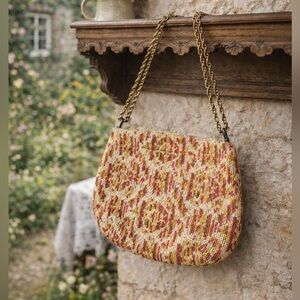 Vintage 1960s Woven Bag with Elegant Gold Chain Strap Bag